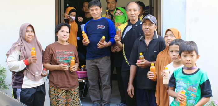 CEGAH COVID-19, DPKH BAGIKAN JAMU DAN HAND SANITIZER GRATIS